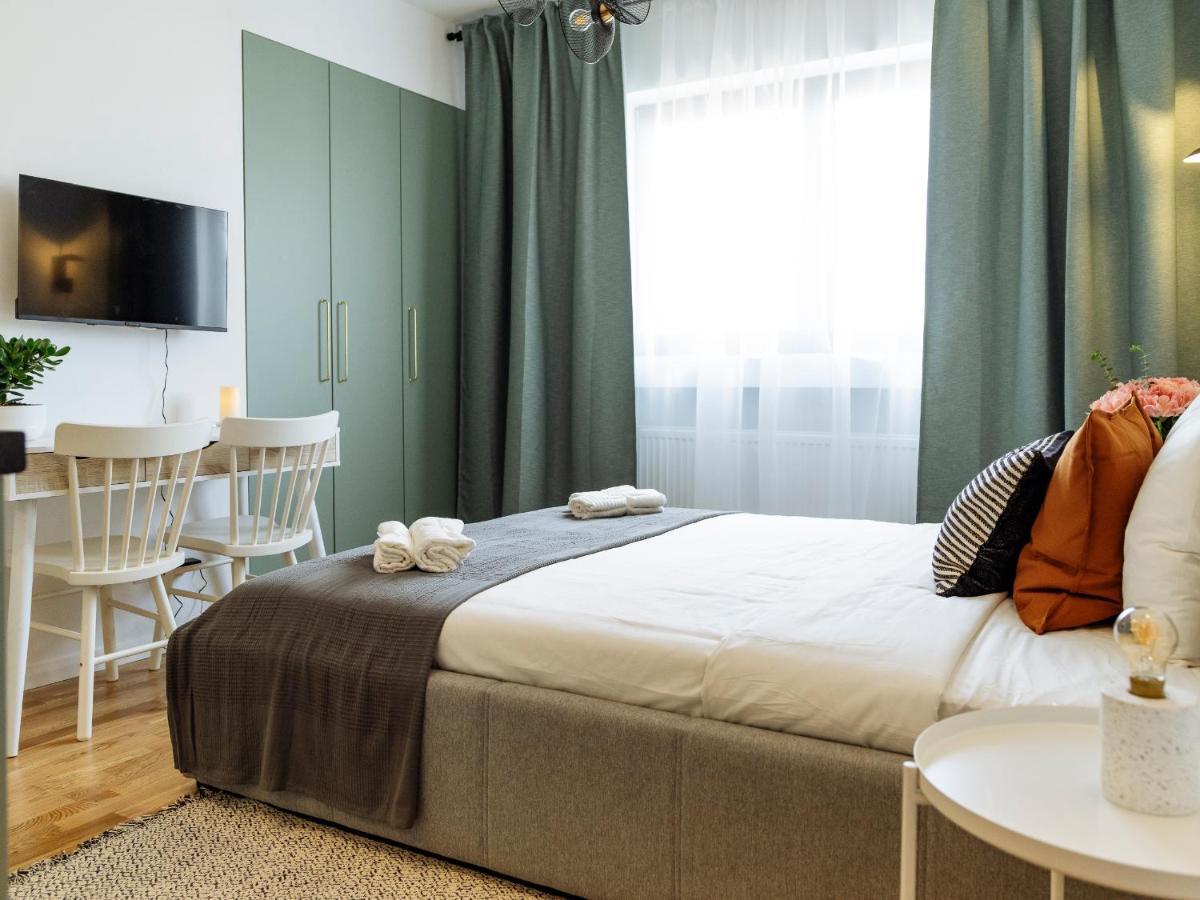 Beautiful Modern Studio - Cismigiu Park - Netflix 부쿠레슈티 외부 사진