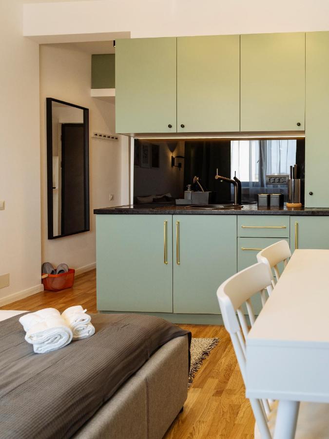 Beautiful Modern Studio - Cismigiu Park - Netflix 부쿠레슈티 외부 사진