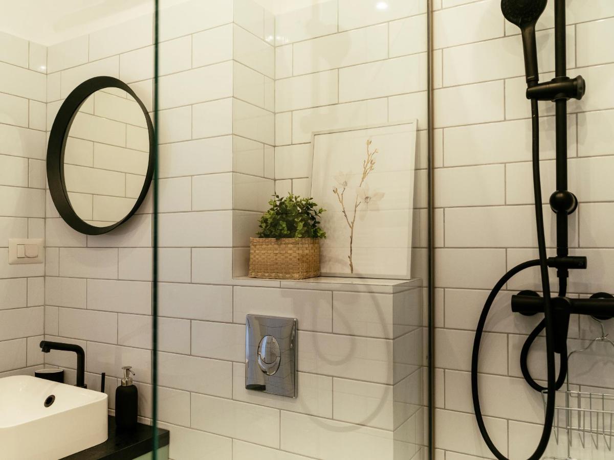 Beautiful Modern Studio - Cismigiu Park - Netflix 부쿠레슈티 외부 사진